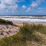 8 Person Holiday Home In Harboore Vakantiehuis *